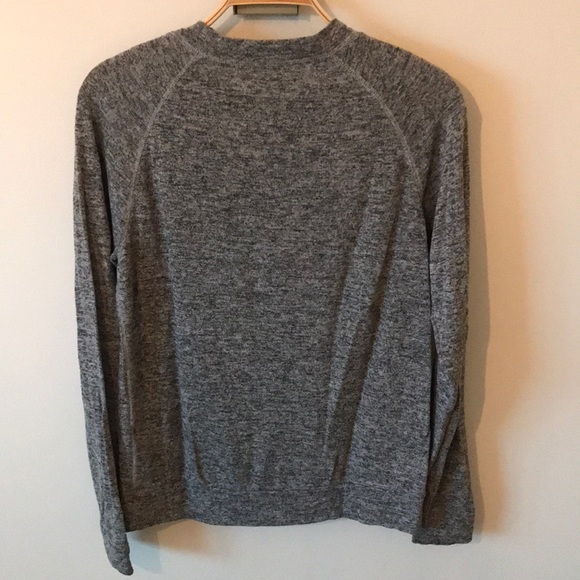 TNA by Aritzia sweater - Picture 2 of 4